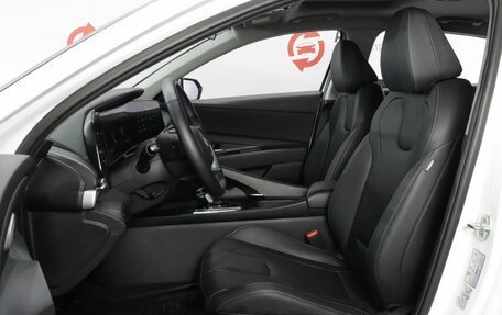 Hyundai Elantra, 2023 год, 2 230 000 рублей, 8 фотография