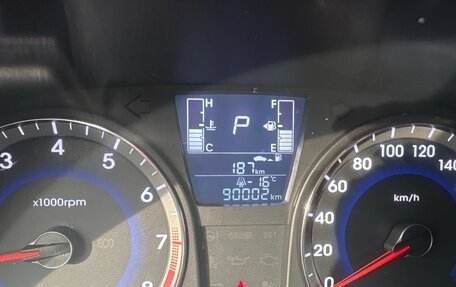 Hyundai Solaris II рестайлинг, 2015 год, 1 300 000 рублей, 4 фотография