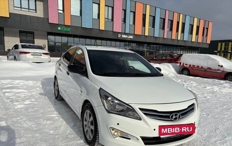 Hyundai Solaris II рестайлинг, 2015 год, 1 300 000 рублей, 12 фотография