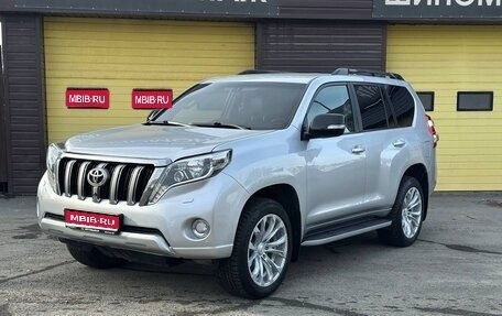 Toyota Land Cruiser Prado 150 рестайлинг 2, 2017 год, 3 650 000 рублей, 1 фотография