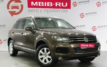 Volkswagen Touareg III, 2011 год, 1 599 000 рублей, 1 фотография