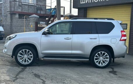 Toyota Land Cruiser Prado 150 рестайлинг 2, 2017 год, 3 650 000 рублей, 7 фотография