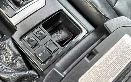 Toyota Land Cruiser Prado 150 рестайлинг 2, 2017 год, 3 650 000 рублей, 16 фотография