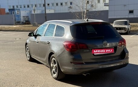 Opel Astra J, 2012 год, 800 000 рублей, 7 фотография