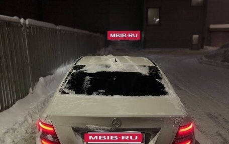 Mercedes-Benz C-Класс, 2011 год, 1 300 000 рублей, 3 фотография