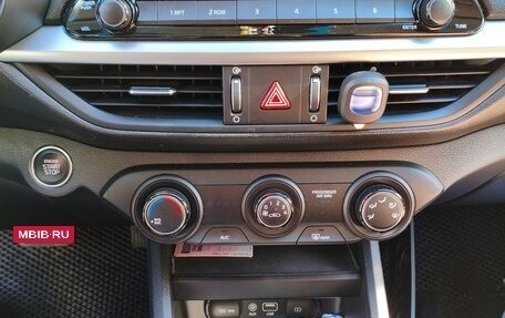 KIA K3, 2020 год, 1 850 000 рублей, 11 фотография