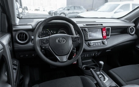 Toyota RAV4, 2016 год, 2 095 000 рублей, 7 фотография