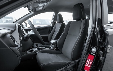 Toyota RAV4, 2016 год, 2 095 000 рублей, 9 фотография