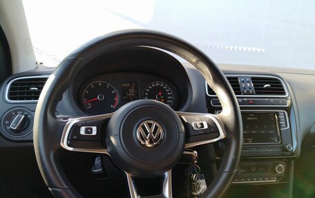 Volkswagen Polo VI (EU Market), 2017 год, 1 100 000 рублей, 14 фотография