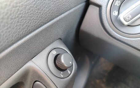 Volkswagen Polo VI (EU Market), 2017 год, 1 100 000 рублей, 18 фотография