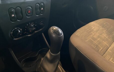 Renault Sandero I, 2013 год, 575 000 рублей, 28 фотография