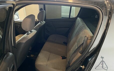 Renault Sandero I, 2013 год, 575 000 рублей, 23 фотография