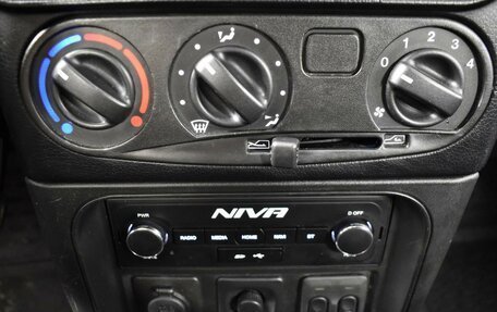 Chevrolet Niva I рестайлинг, 2019 год, 767 200 рублей, 18 фотография