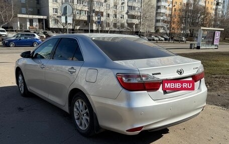 Toyota Camry, 2016 год, 1 860 000 рублей, 4 фотография