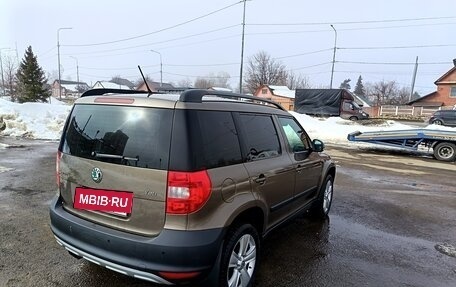 Skoda Yeti I рестайлинг, 2012 год, 940 000 рублей, 5 фотография