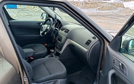 Skoda Yeti I рестайлинг, 2012 год, 940 000 рублей, 24 фотография