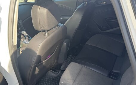 Opel Astra J, 2012 год, 560 000 рублей, 14 фотография