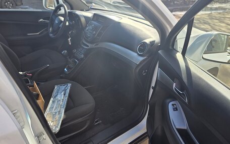 Chevrolet Orlando I, 2012 год, 840 000 рублей, 12 фотография