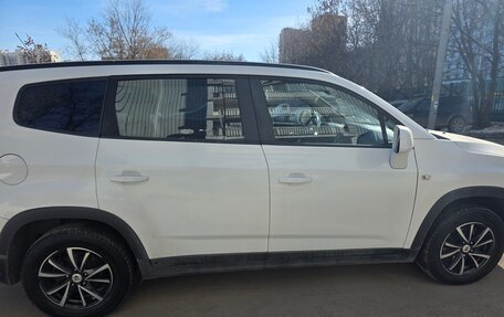 Chevrolet Orlando I, 2012 год, 840 000 рублей, 3 фотография