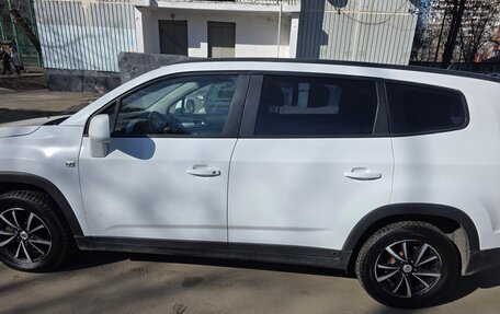 Chevrolet Orlando I, 2012 год, 840 000 рублей, 5 фотография