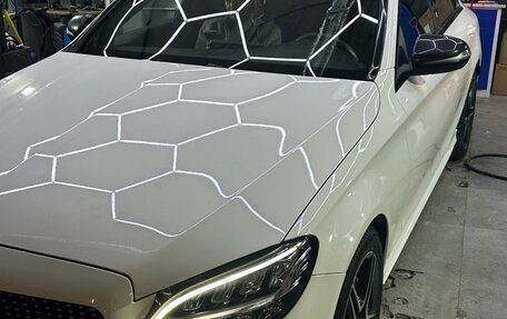 Mercedes-Benz C-Класс, 2019 год, 3 450 000 рублей, 4 фотография