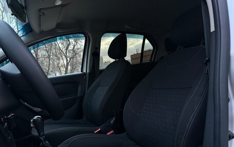 Renault Logan II, 2018 год, 850 000 рублей, 8 фотография