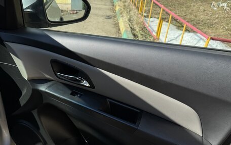 Chevrolet Cruze II, 2013 год, 950 000 рублей, 10 фотография