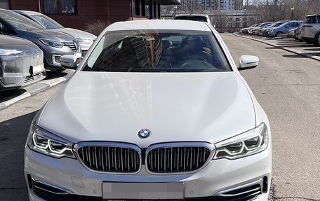 BMW 5 серия, 2019 год, 4 400 000 рублей, 3 фотография