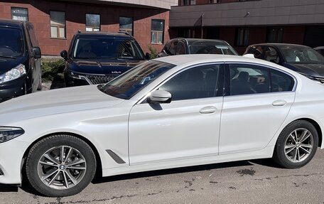 BMW 5 серия, 2019 год, 4 400 000 рублей, 2 фотография