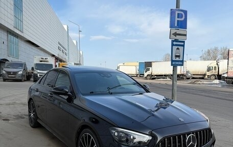 Mercedes-Benz E-Класс, 2020 год, 4 990 000 рублей, 3 фотография