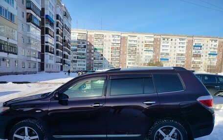 Toyota Highlander III, 2011 год, 2 590 000 рублей, 8 фотография
