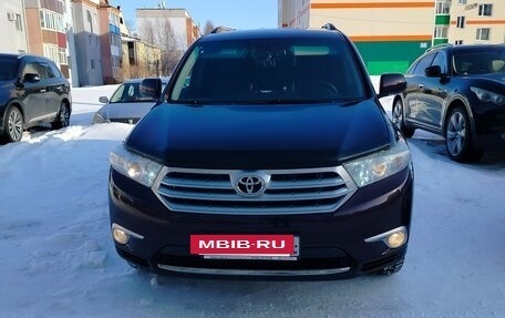 Toyota Highlander III, 2011 год, 2 590 000 рублей, 9 фотография