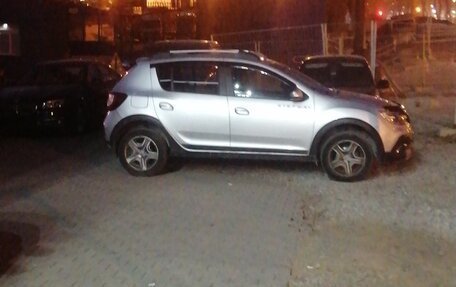 Renault Sandero II рестайлинг, 2019 год, 1 400 000 рублей, 9 фотография