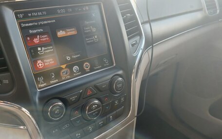 Jeep Grand Cherokee, 2013 год, 1 800 000 рублей, 12 фотография