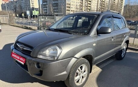 Hyundai Tucson III, 2008 год, 675 000 рублей, 2 фотография