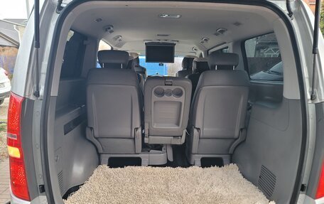 Hyundai Grand Starex Grand Starex I рестайлинг 2, 2008 год, 1 650 000 рублей, 12 фотография