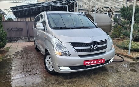 Hyundai Grand Starex Grand Starex I рестайлинг 2, 2008 год, 1 650 000 рублей, 6 фотография
