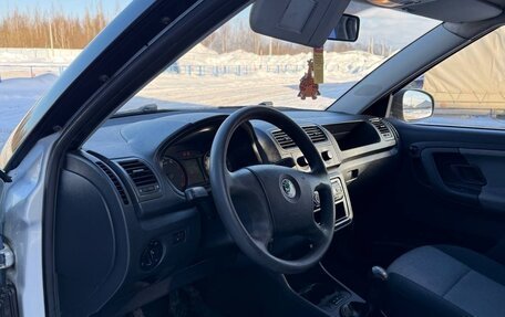 Skoda Fabia II, 2009 год, 360 000 рублей, 11 фотография