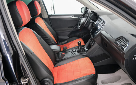 Volkswagen Tiguan II, 2019 год, 3 089 000 рублей, 14 фотография