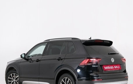 Volkswagen Tiguan II, 2019 год, 3 089 000 рублей, 5 фотография