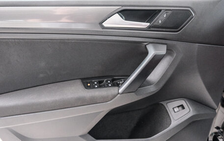 Volkswagen Tiguan II, 2019 год, 3 089 000 рублей, 21 фотография