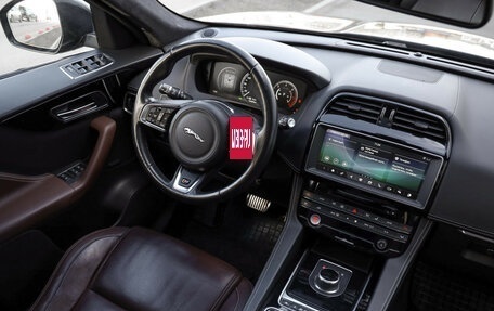 Jaguar F-Pace, 2017 год, 3 099 000 рублей, 9 фотография