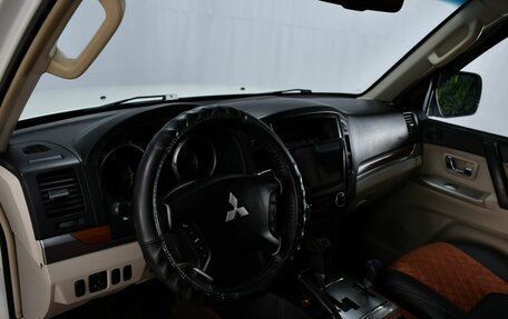 Mitsubishi Pajero IV, 2008 год, 1 597 000 рублей, 14 фотография