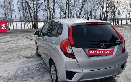 Honda Fit III, 2017 год, 1 150 000 рублей, 4 фотография