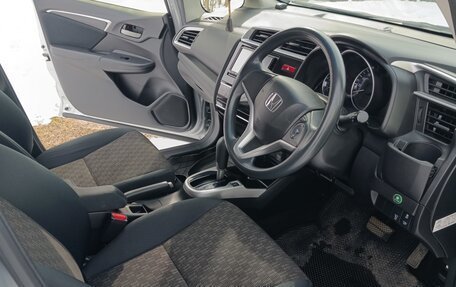 Honda Fit III, 2017 год, 1 150 000 рублей, 7 фотография