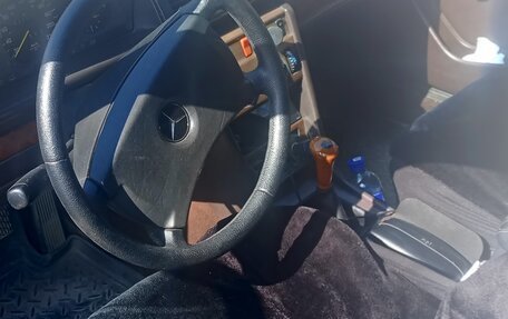 Mercedes-Benz W124, 1989 год, 445 000 рублей, 4 фотография