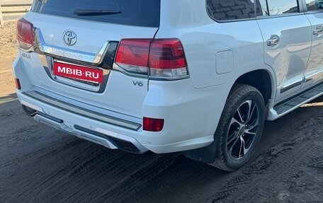 Toyota Land Cruiser 200, 2012 год, 4 250 000 рублей, 3 фотография