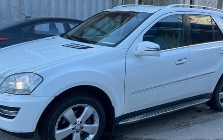 Mercedes-Benz M-Класс, 2011 год, 1 500 000 рублей, 2 фотография