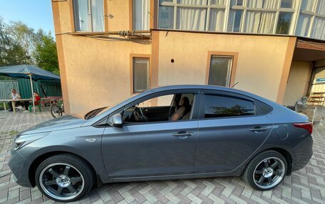 Hyundai Solaris II рестайлинг, 2019 год, 1 500 000 рублей, 7 фотография