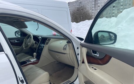 Infiniti FX II, 2011 год, 1 500 000 рублей, 11 фотография